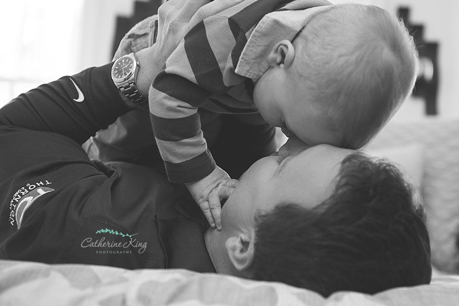 T Family | Lifestyle family session | CT Family Photographer