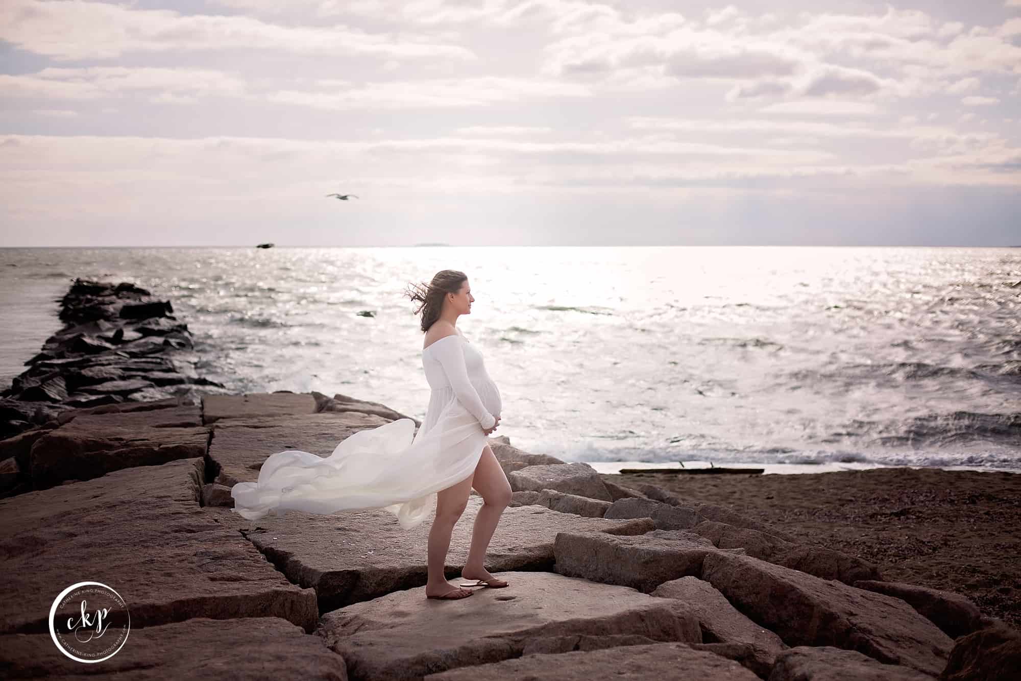 ct shoreline maternity photoshoot at hammonasset in madison ct