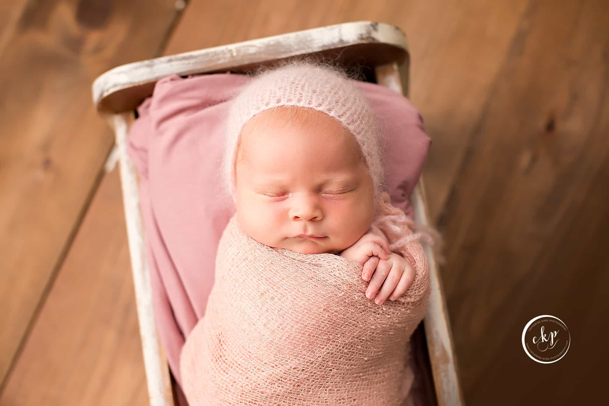 3 week oldbaby mila with ct newborn photographer