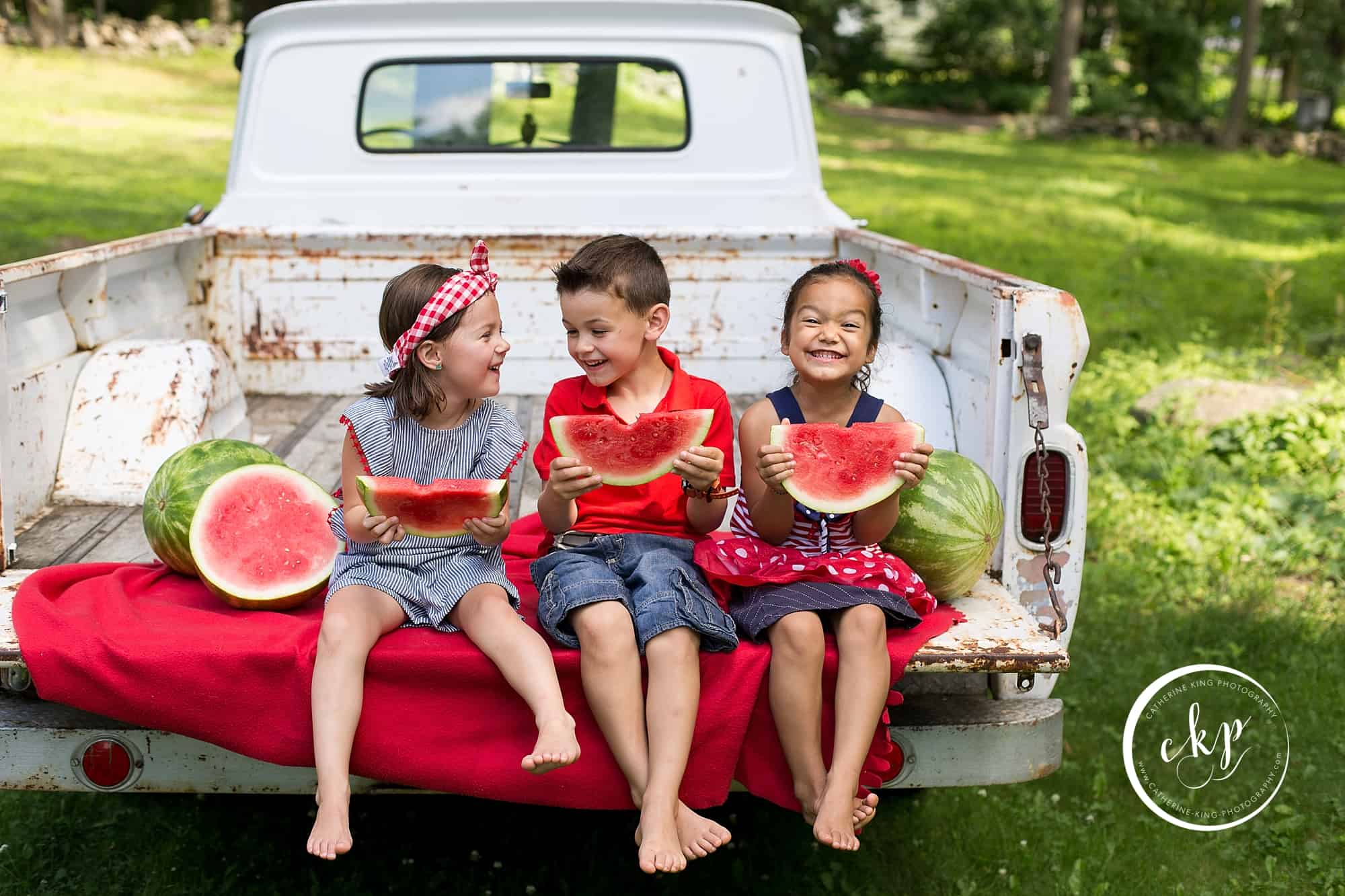 4th of july watermelon truck photoshoot in clinton ct with the musketeers