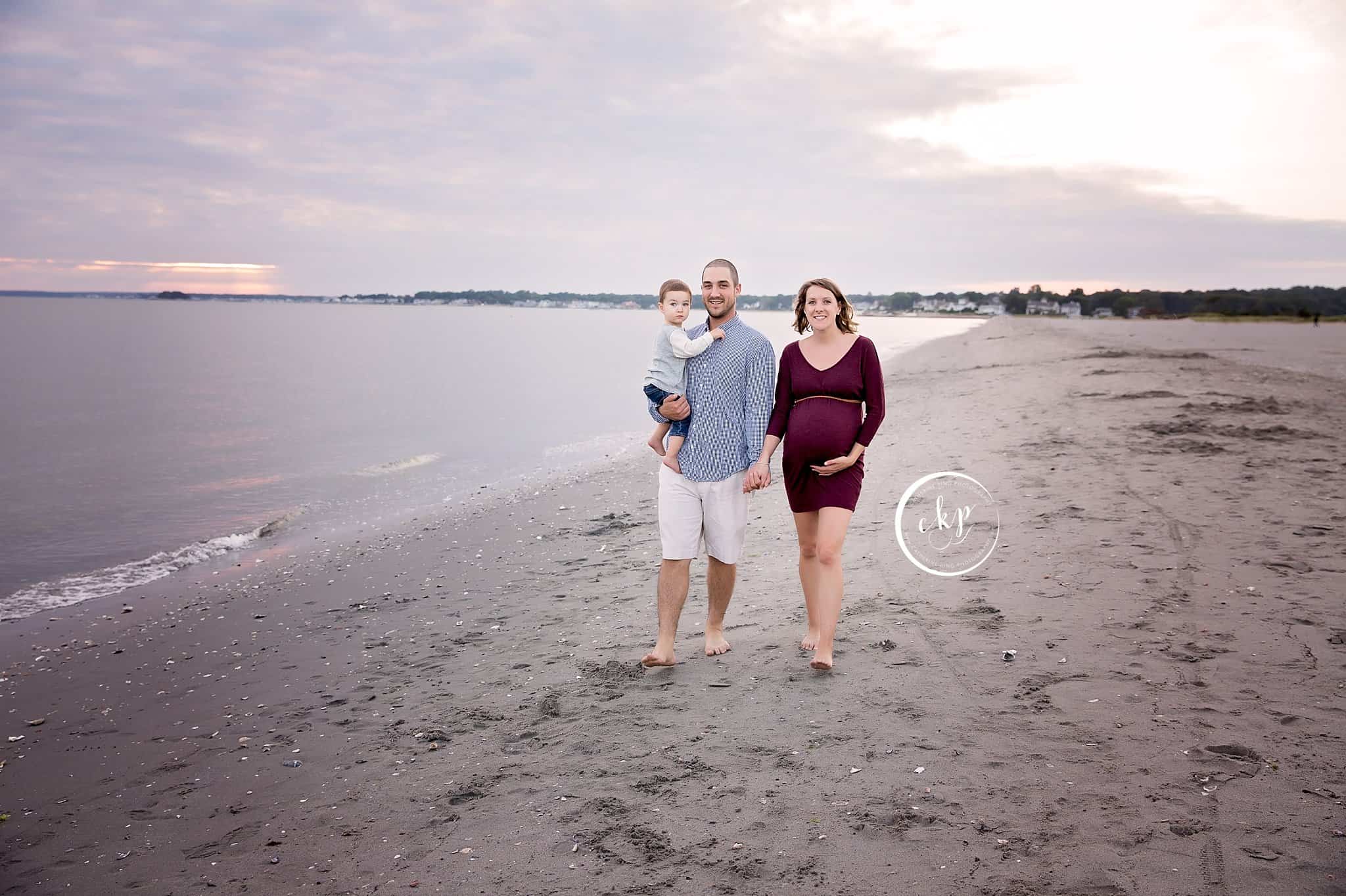 ct shoreline maternity photography beach maternity photography