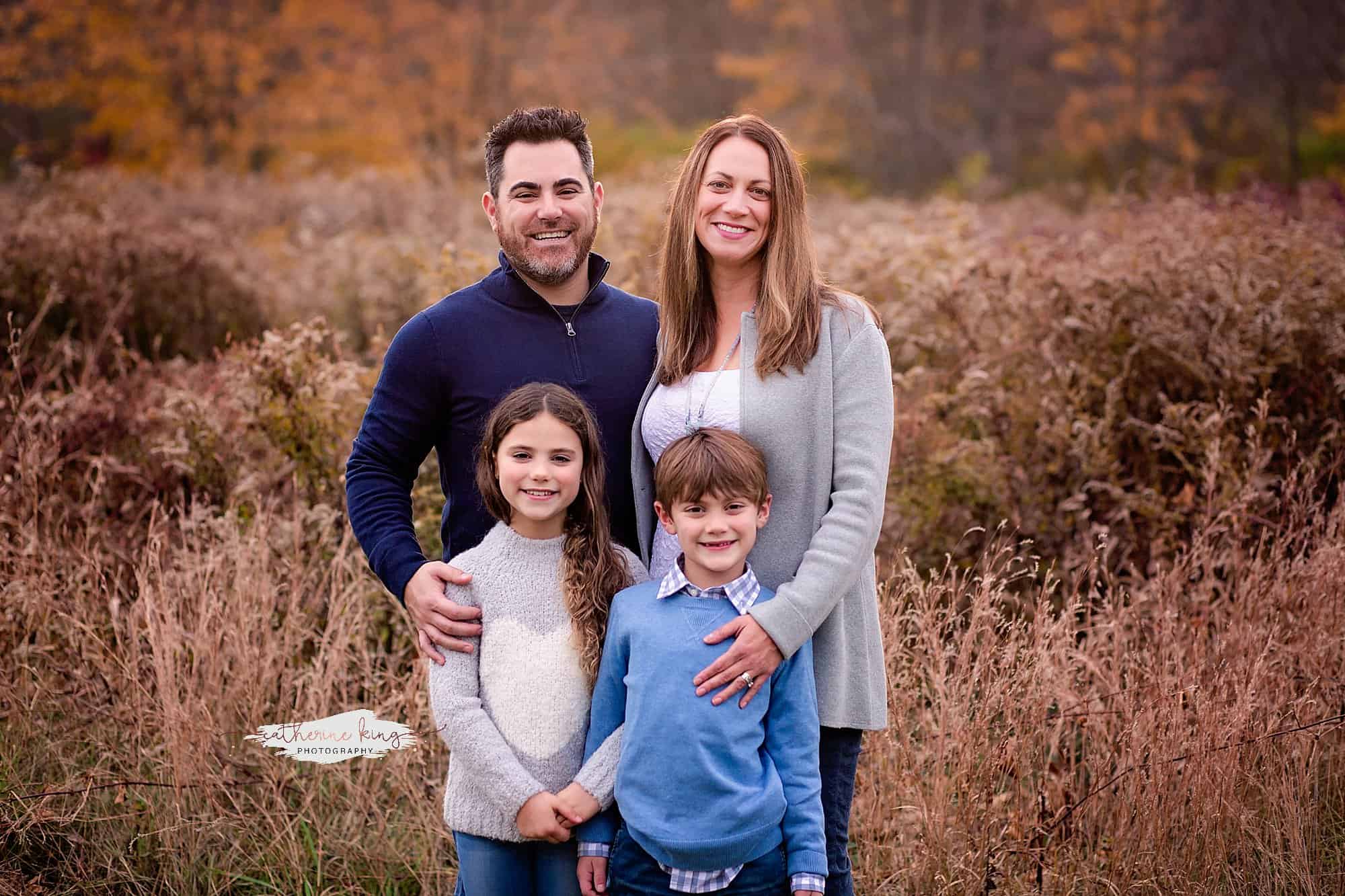 6 questions to ask your photographer and a family photography session in ct during fall foliage