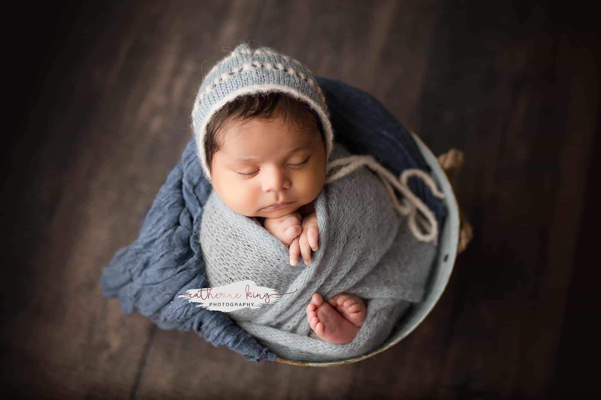Newborn photography mini session in Madison CT
