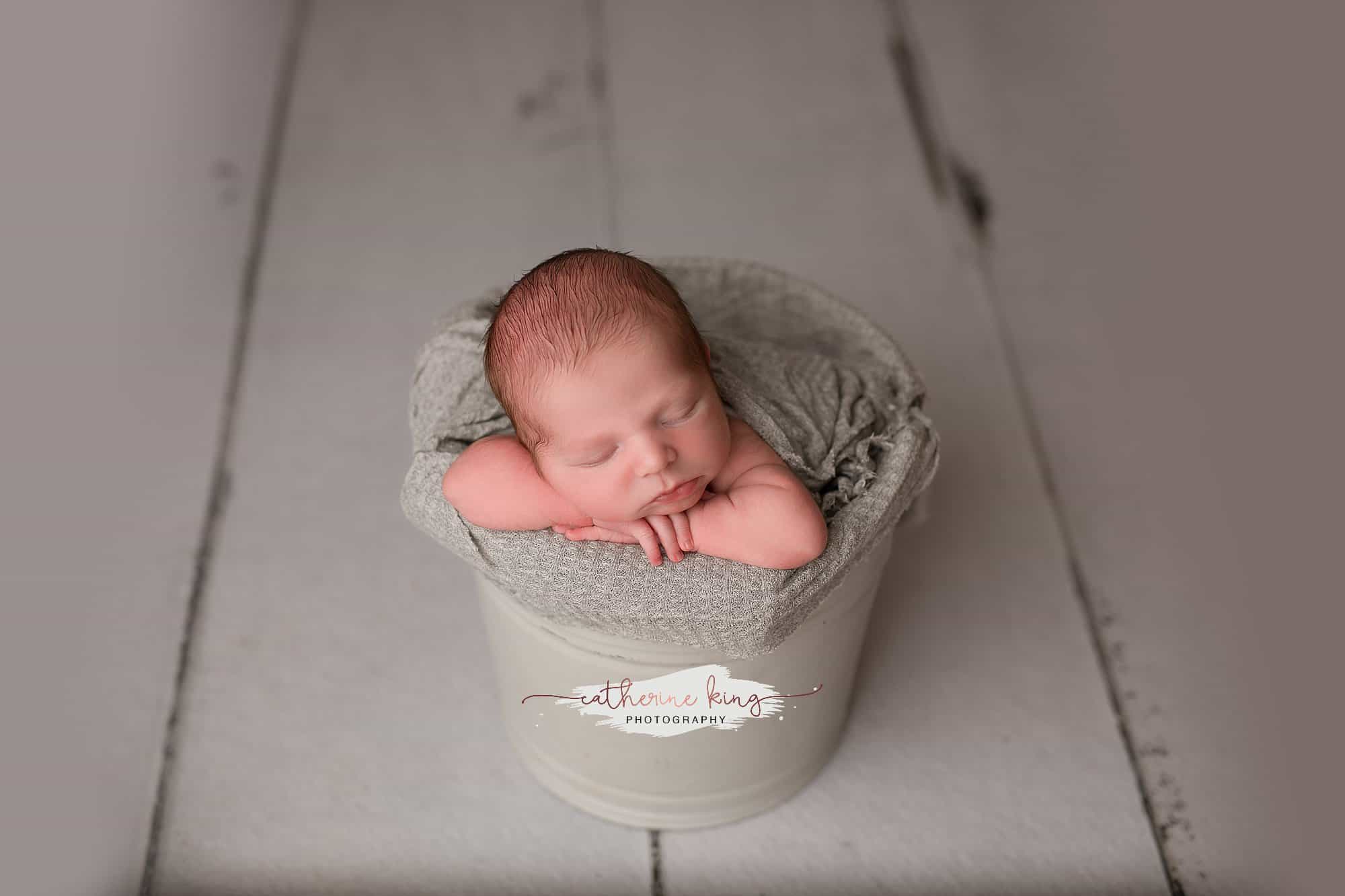 All inclusive newborn photography session with Barrett