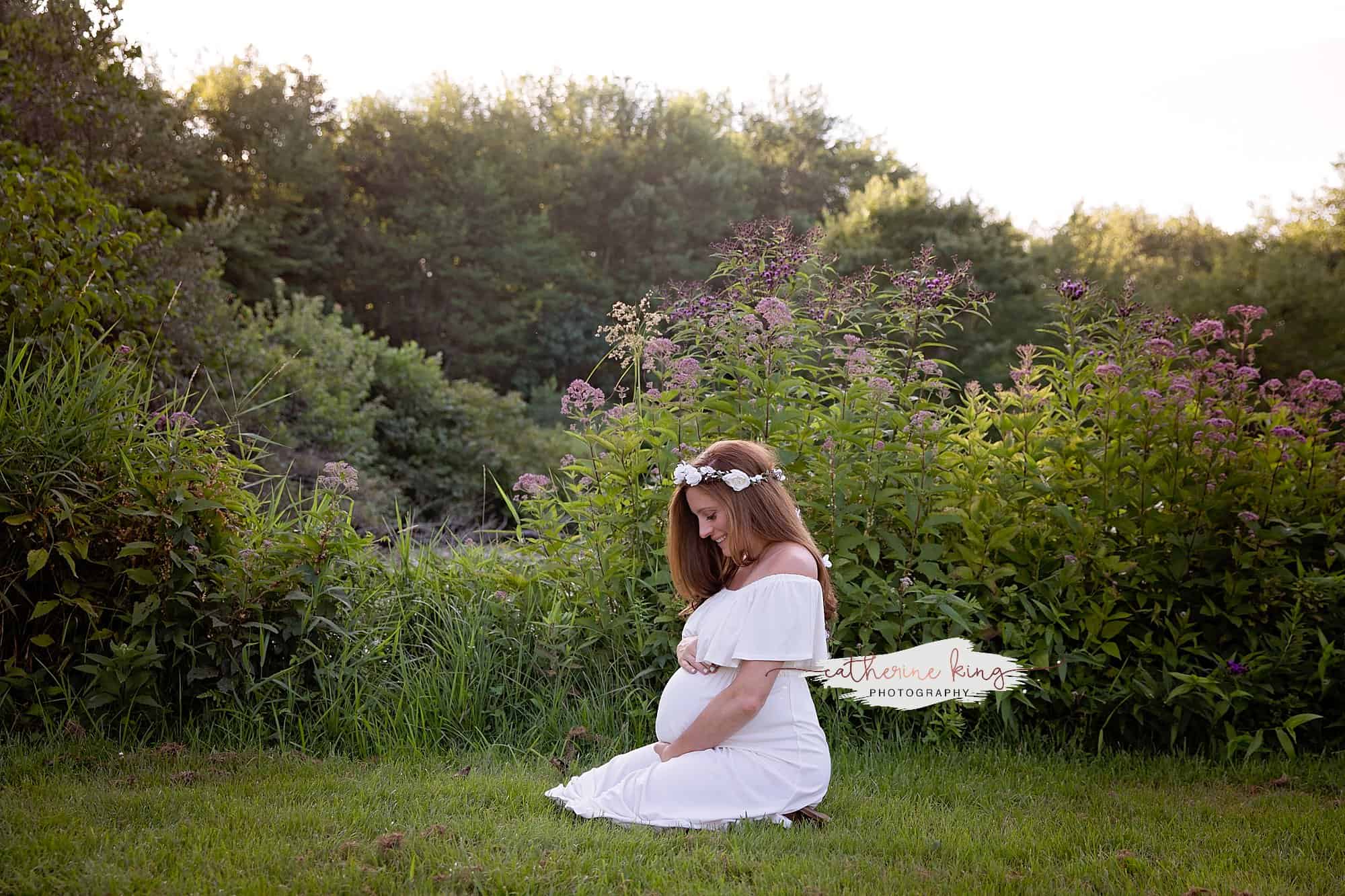 Madison CT Maternity photoshoot at Bauer Park