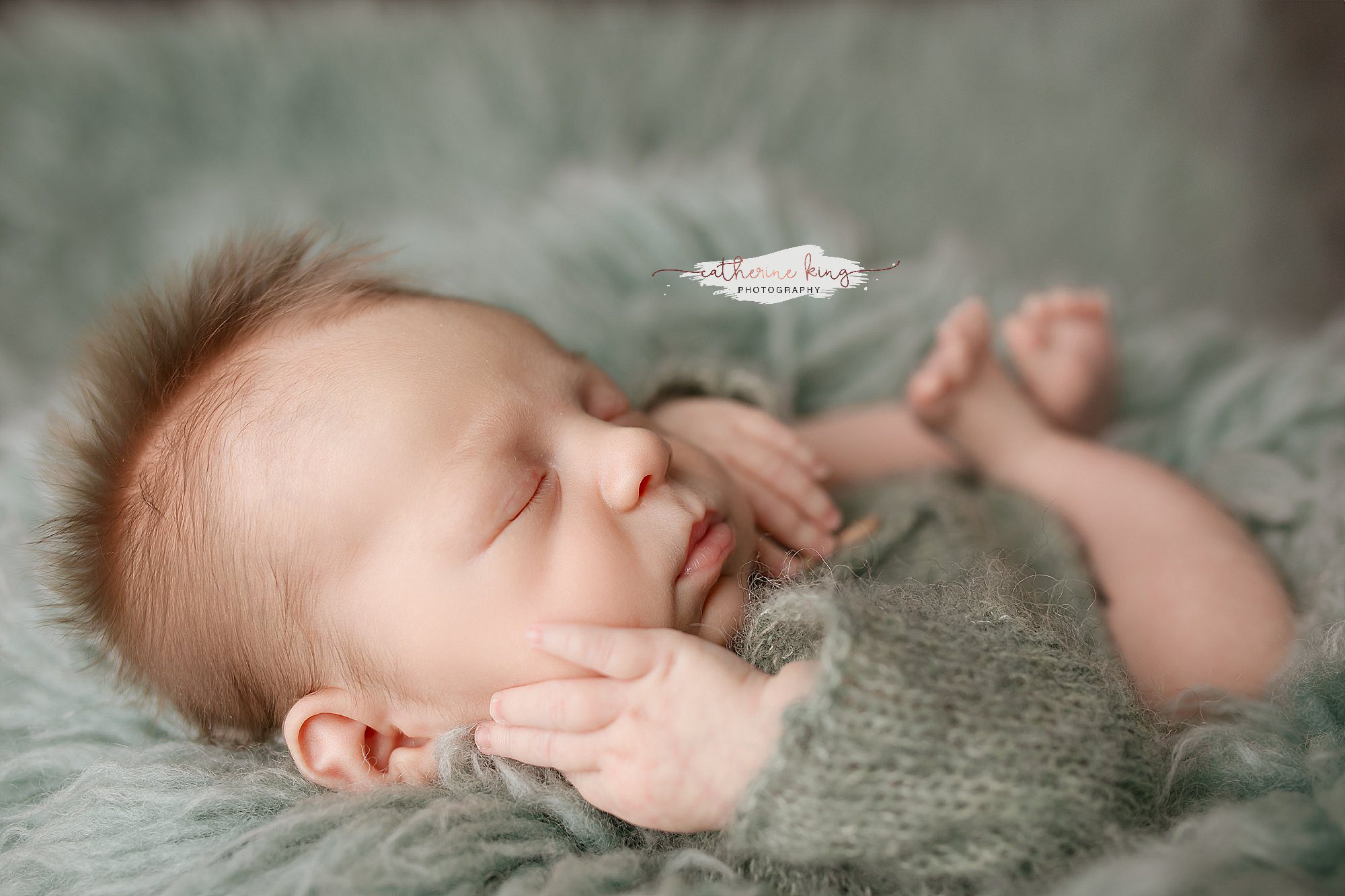 when do i schedule my newborn photography session