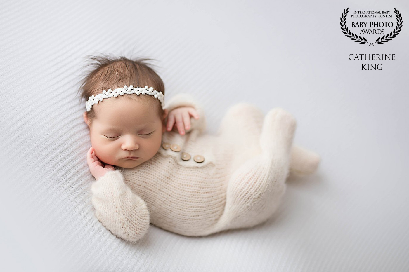 award winning newborn photographer in CT