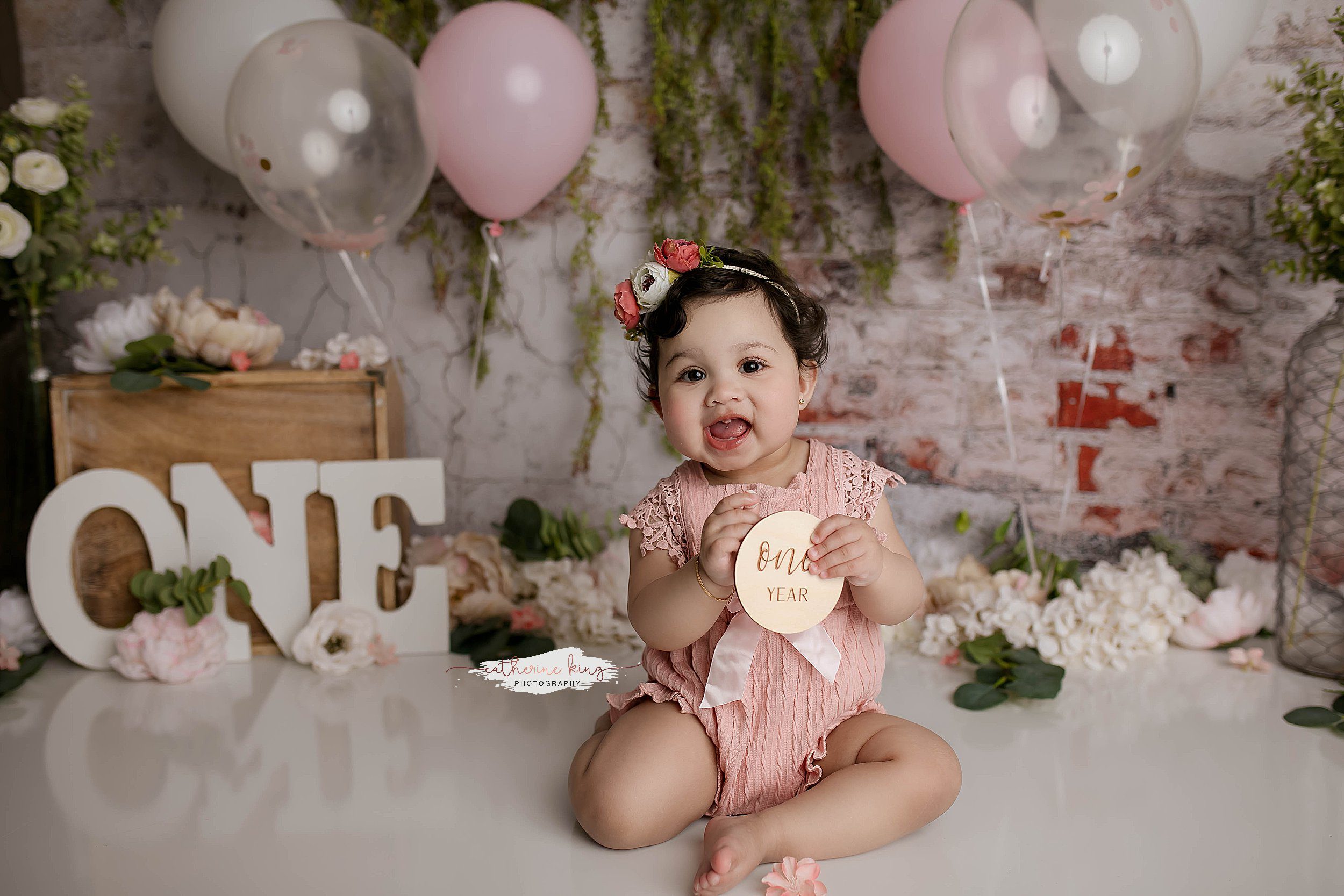 first year milestone photographer in connecticut