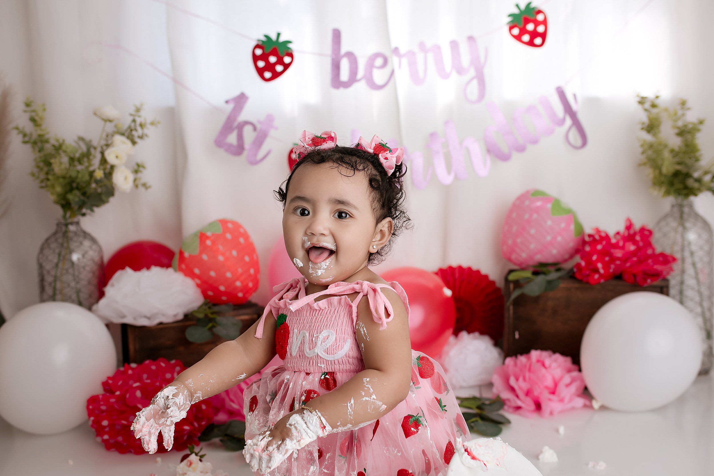 cake smash photography on the ct shoreline